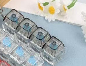 Mechanical Keyboard With Light Pressing Keychain